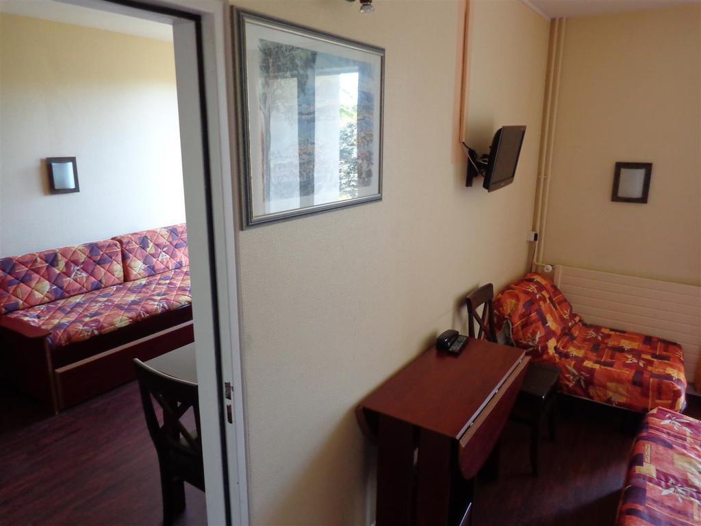 Le Domaine Des Oliviers Apartment แซ็งต์-ซีร์-ซูร์-แมร์ ห้อง รูปภาพ
